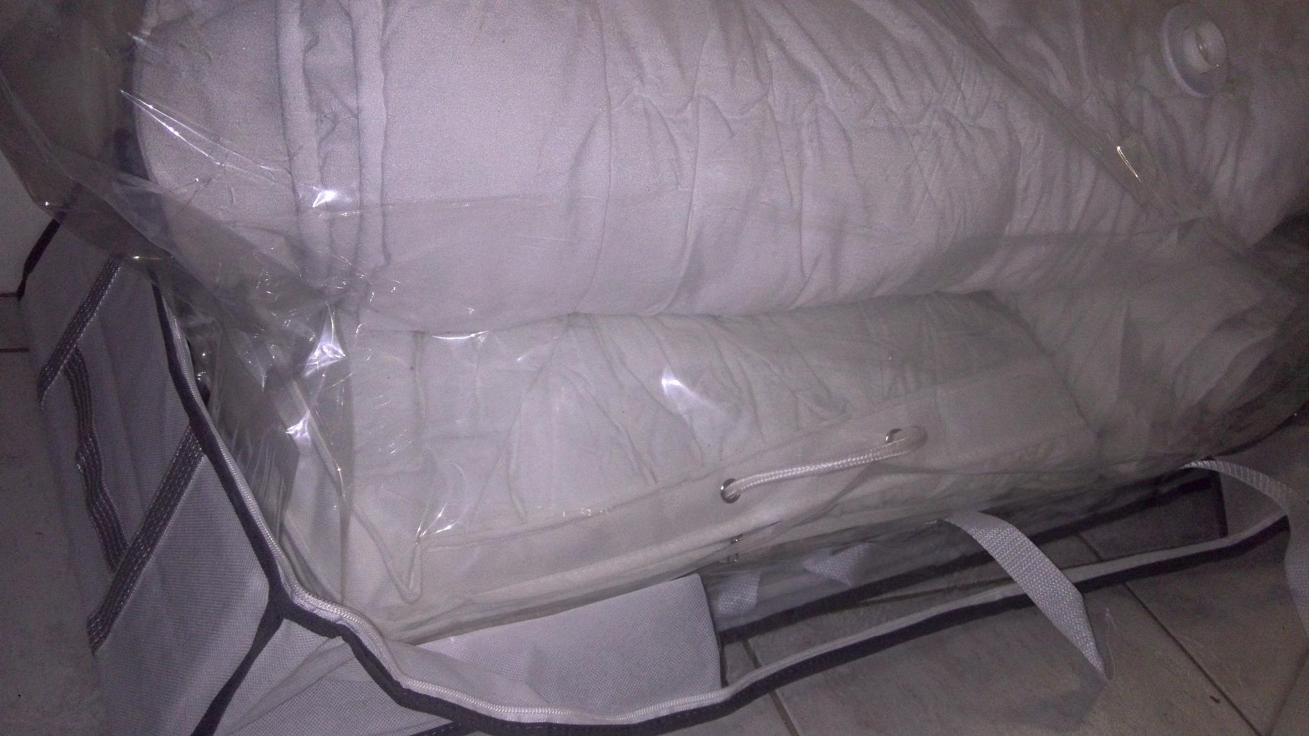 Wenko Vacuum Soft Box contenitore sottoletto bianco 105x45 cm