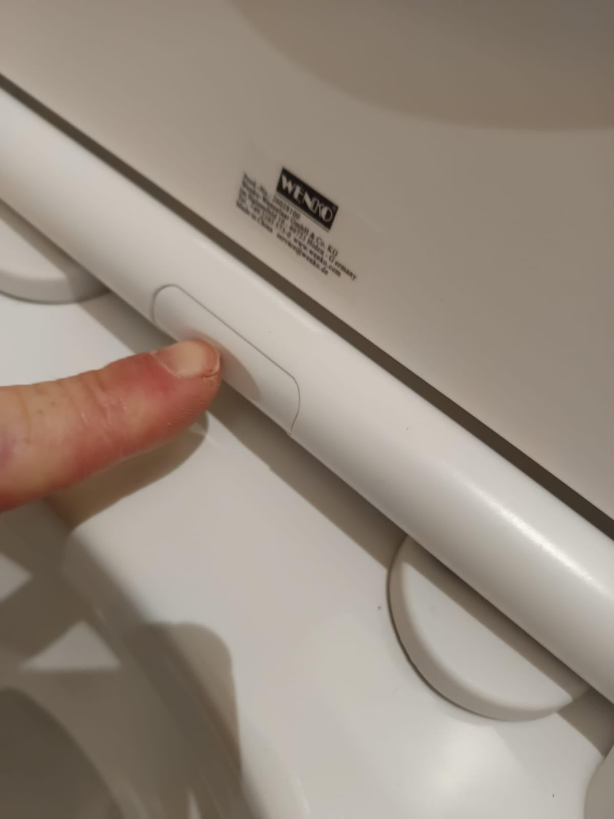 Wenko Galati sedile WC nero opaco chiusura ammortizzata