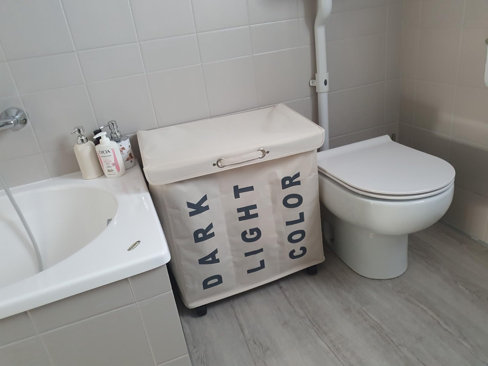 Wenko Trivo portabiancheria beige 116 L