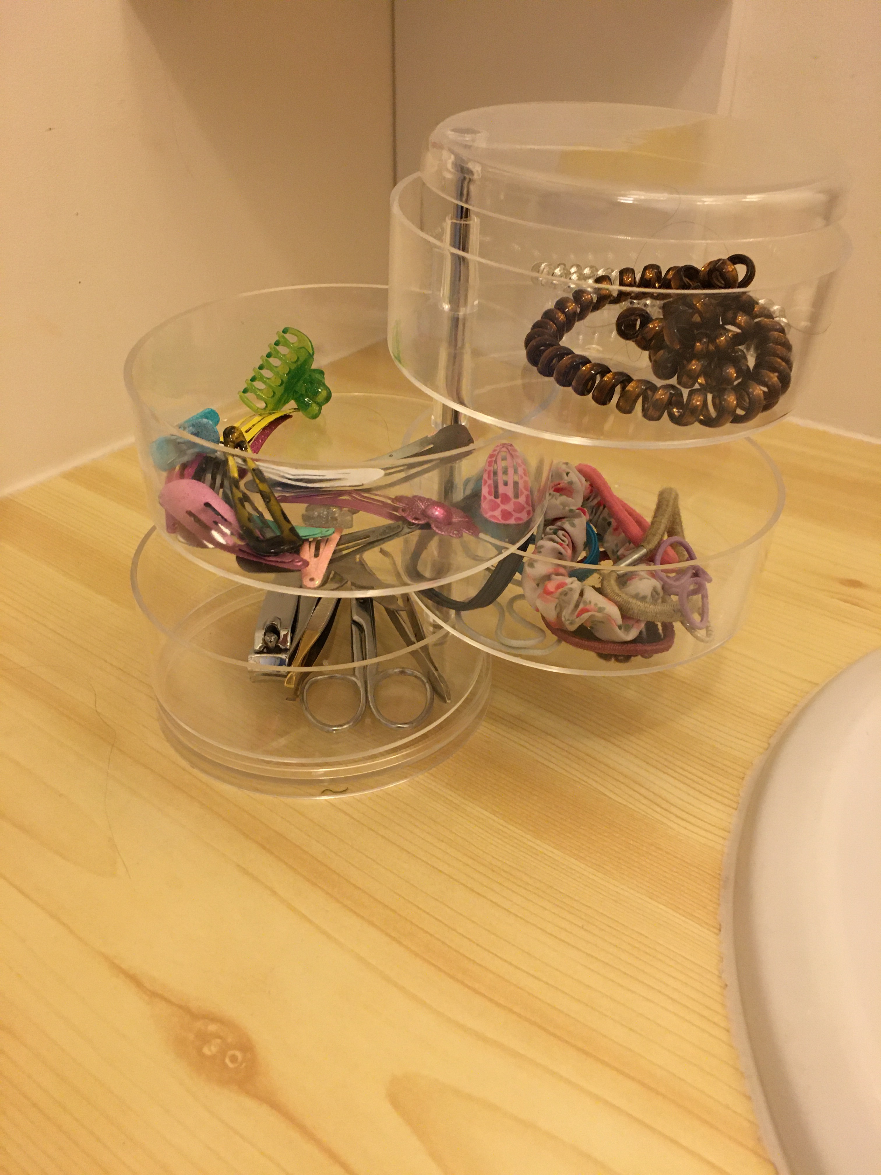 Wenko Torre organizer cosmetici trasparente