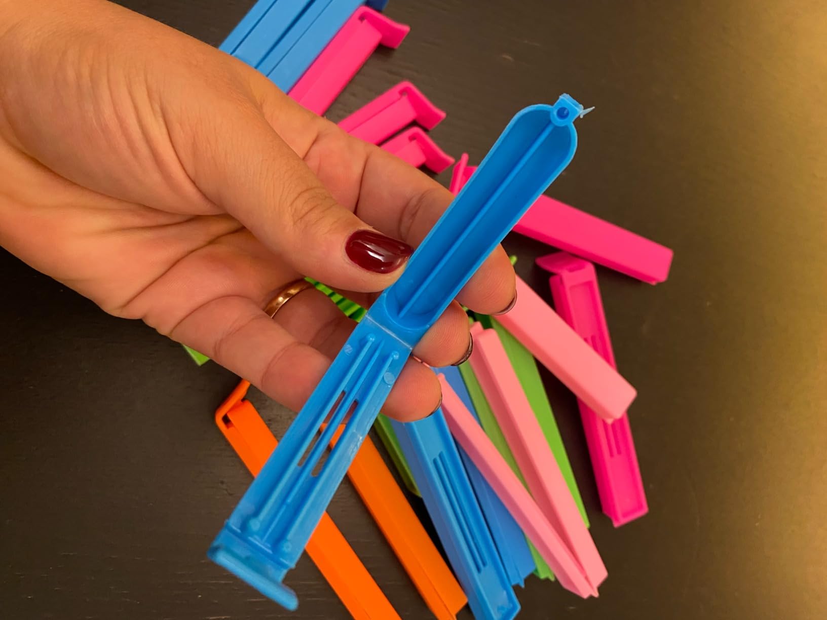 Quelcc Chiudi Sacchetti clip plastica 20 pezzi 5 colori 7,5/11 cm
