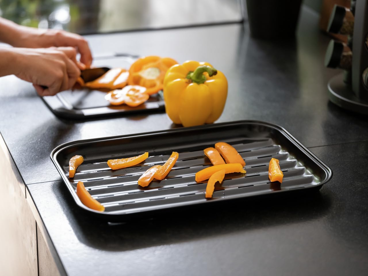 Wenko Luca vassoio barbecue antiaderente 34,5 cm nero
