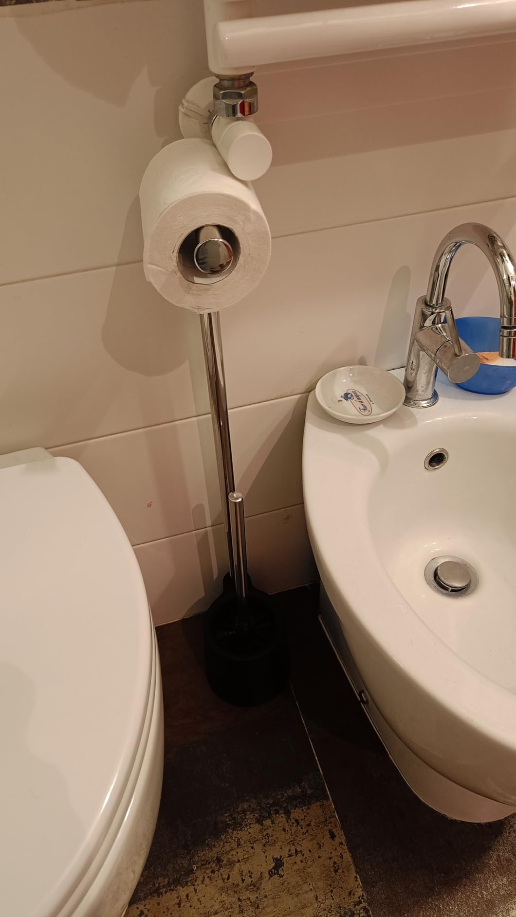 Wenko Avola piantana WC portarotolo e scopino bianco