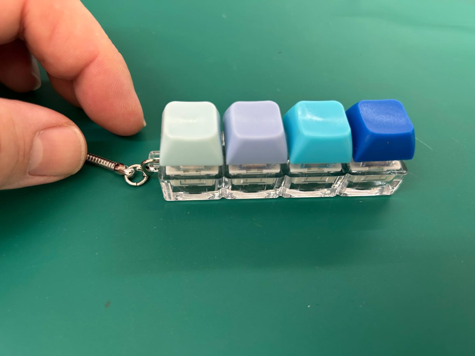 Quelcc Portachiavi Tastiera Fidget 2 Pezzi Verde Pallido Click