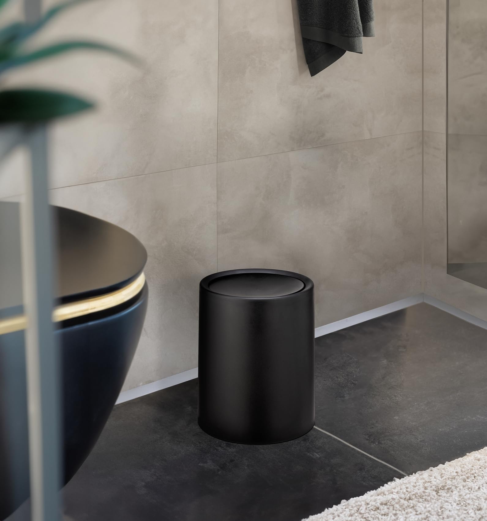 Wenko Atri pattumiera bagno 6 L nero con coperchio