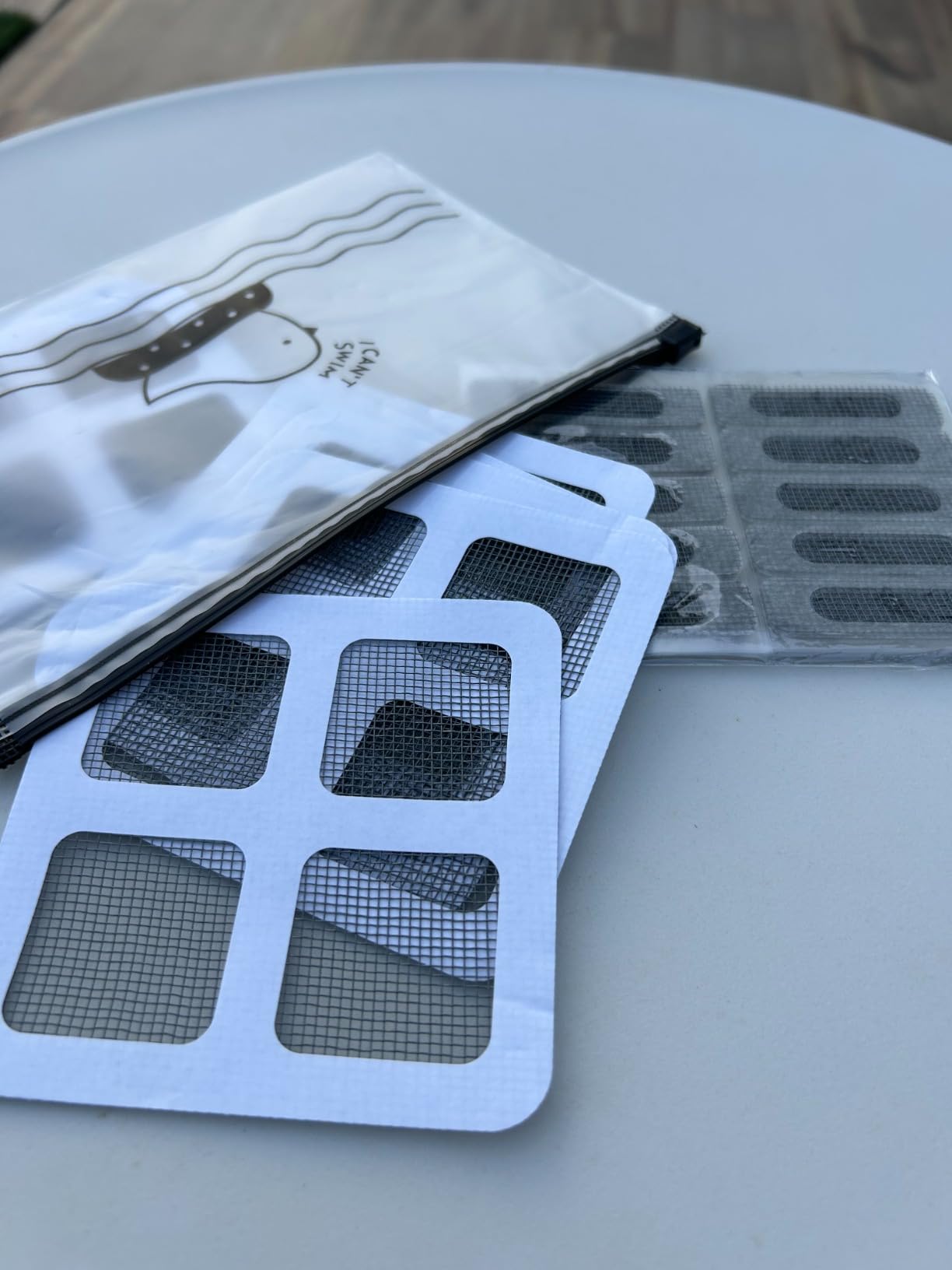 Quelcc Kit Riparazione Zanzariere toppe adesive 110 pezzi grigio