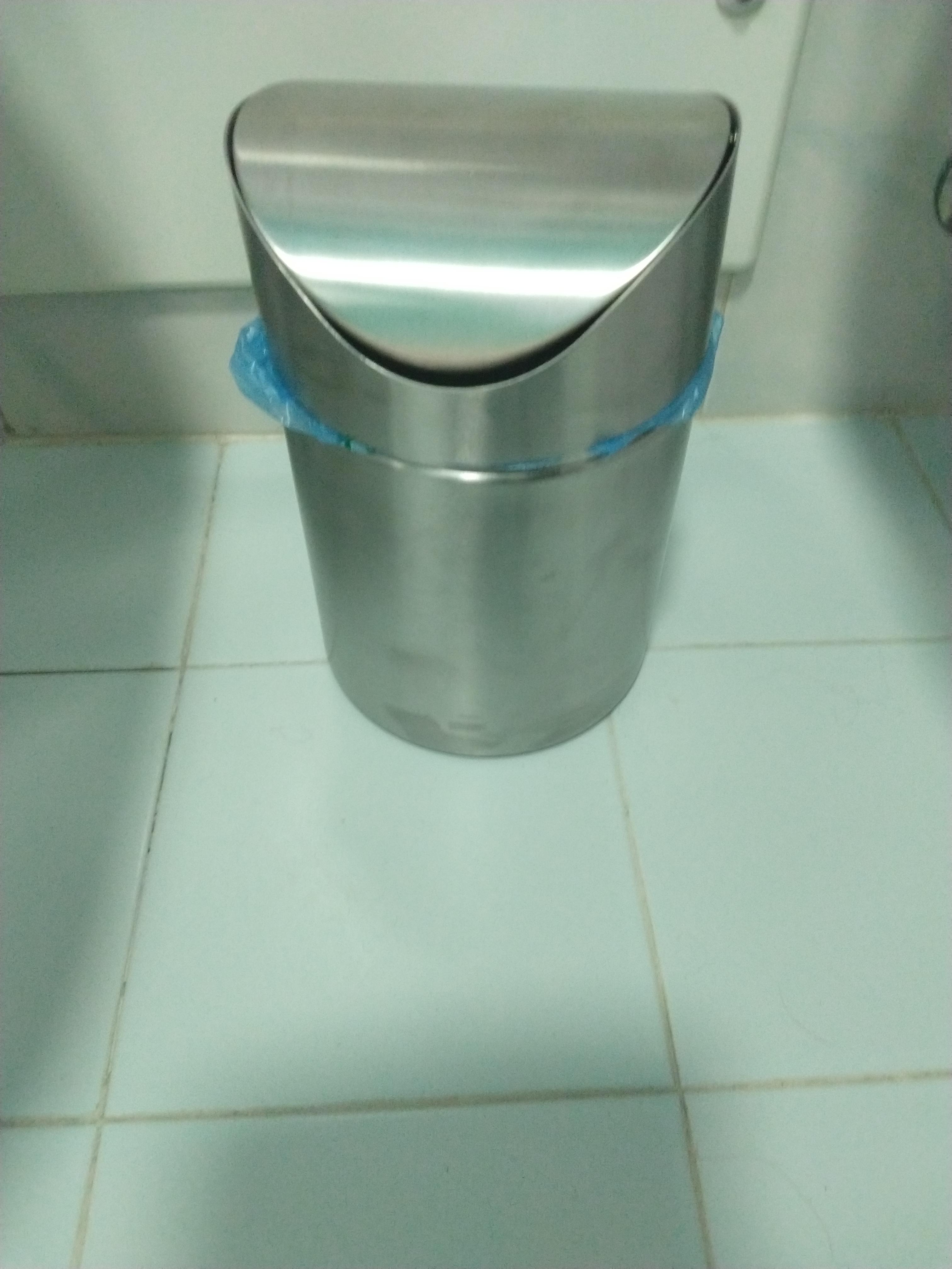Wenko Otranto 16800100 pattumiera bagno 3 litri satinato