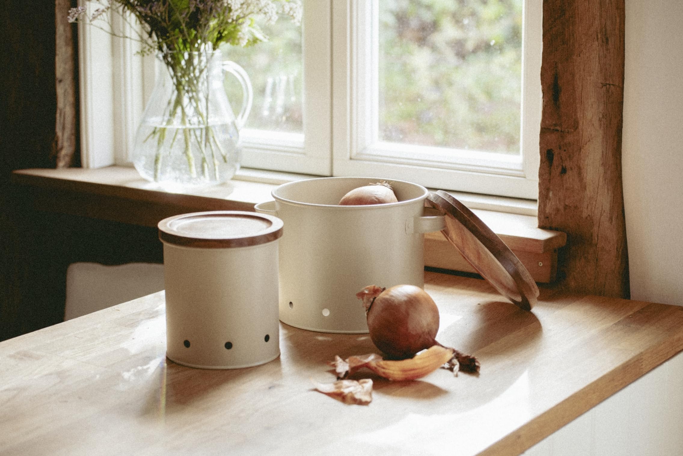 Wenko Aria barattolo metallo beige 3,8 litri traspirante