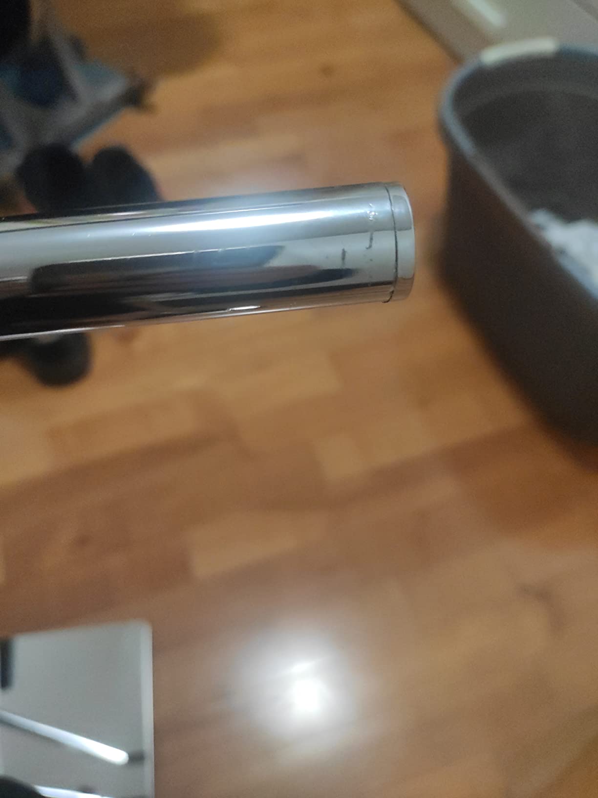 Wenko Recco portasciugamani da pavimento satinato acciaio inox