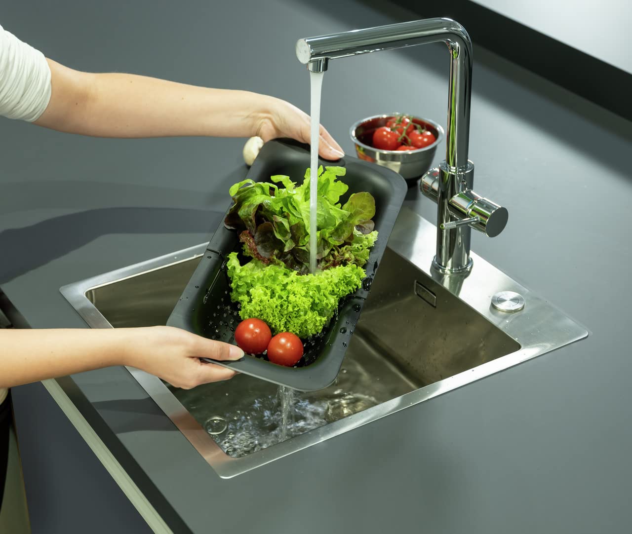 Wenko Sivo Black scolapasta lavello nero estensibile 37-50 cm