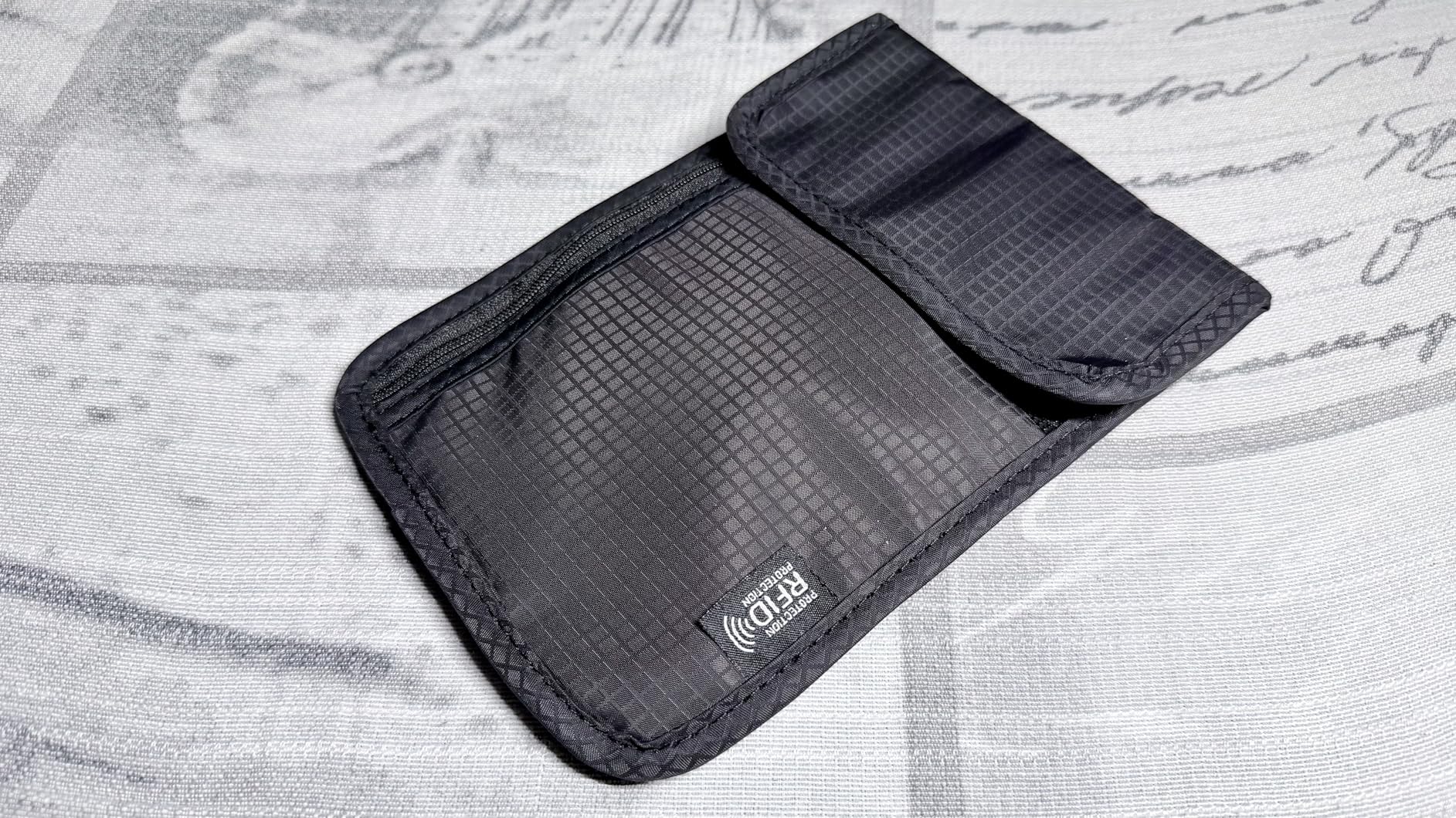 Quelcc Portadocumenti da Collo Grigio RFID Nylon