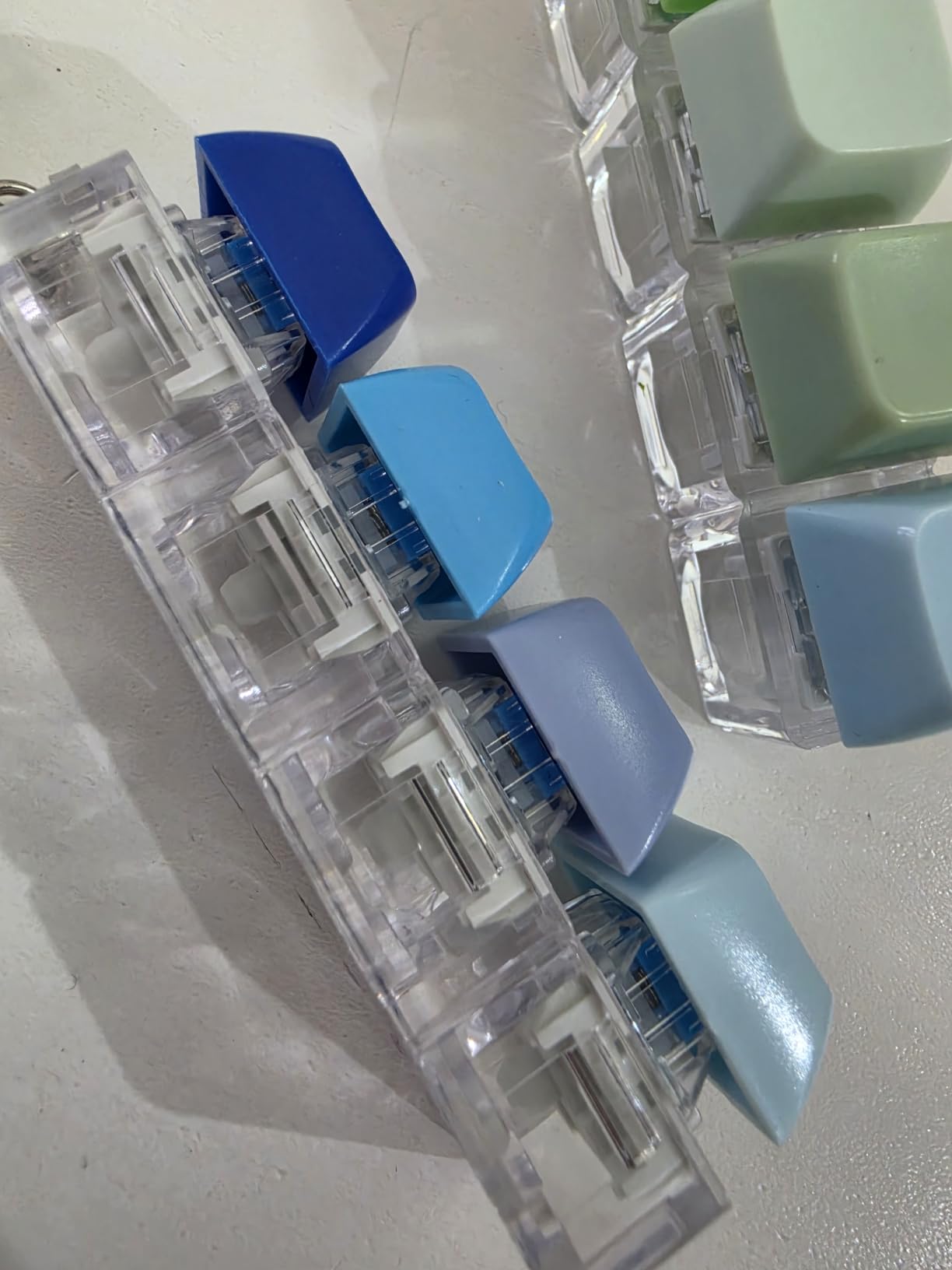 Quelcc tastiera fidget portachiavi antistress 4 pezzi click