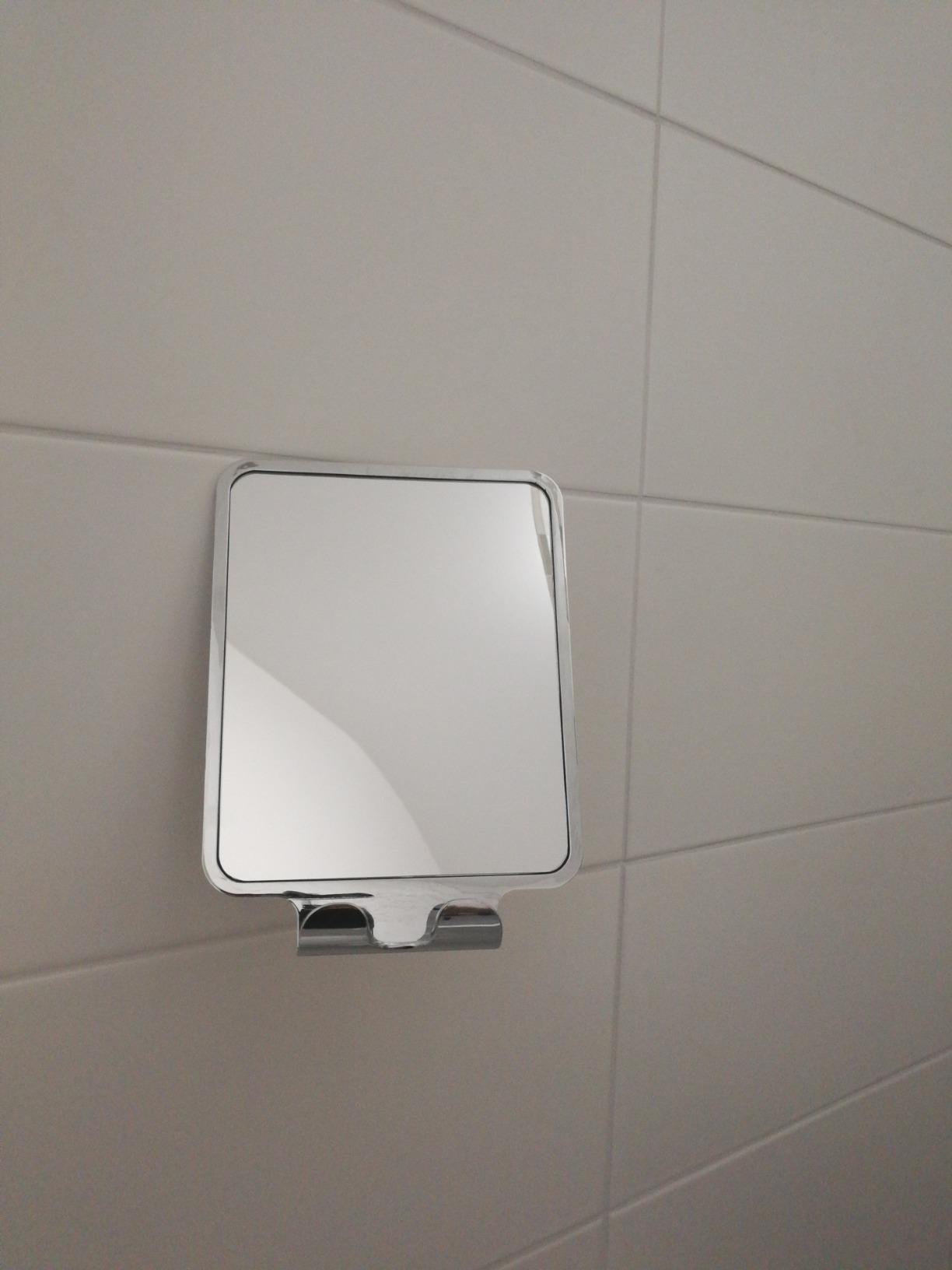 Wenko Vacuum-Loc Quadro specchio da parete senza forare lucido