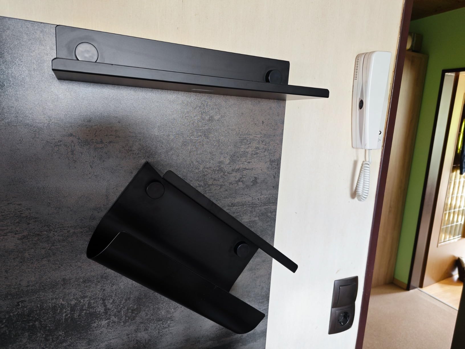 WENKO Jet portarotolo cucina nero metallo 30x15x12 cm