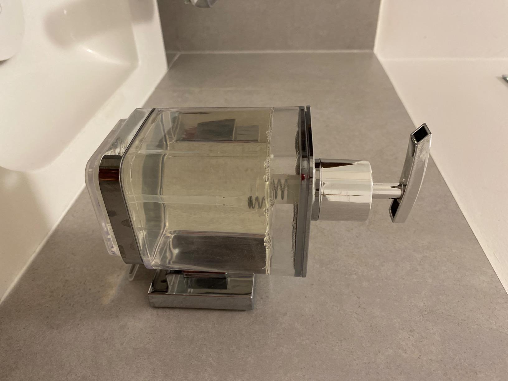 Wenko Vacuum-Loc Quadro dispenser sapone acciaio 330 ml