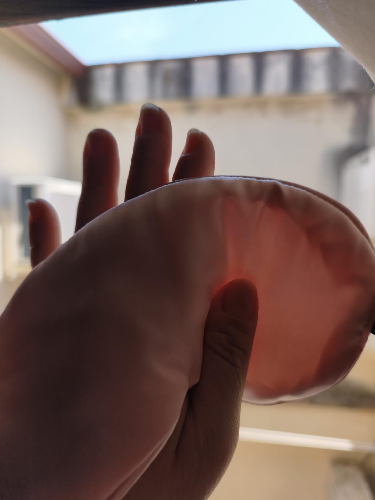 Quelcc Maschera Occhi Notte in Seta 2 pz Rosa Oscurante