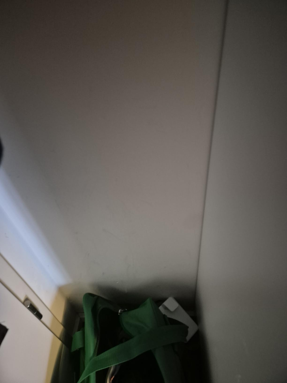 Command Gancio Multiuso XL adesivo bianco 6,8 kg