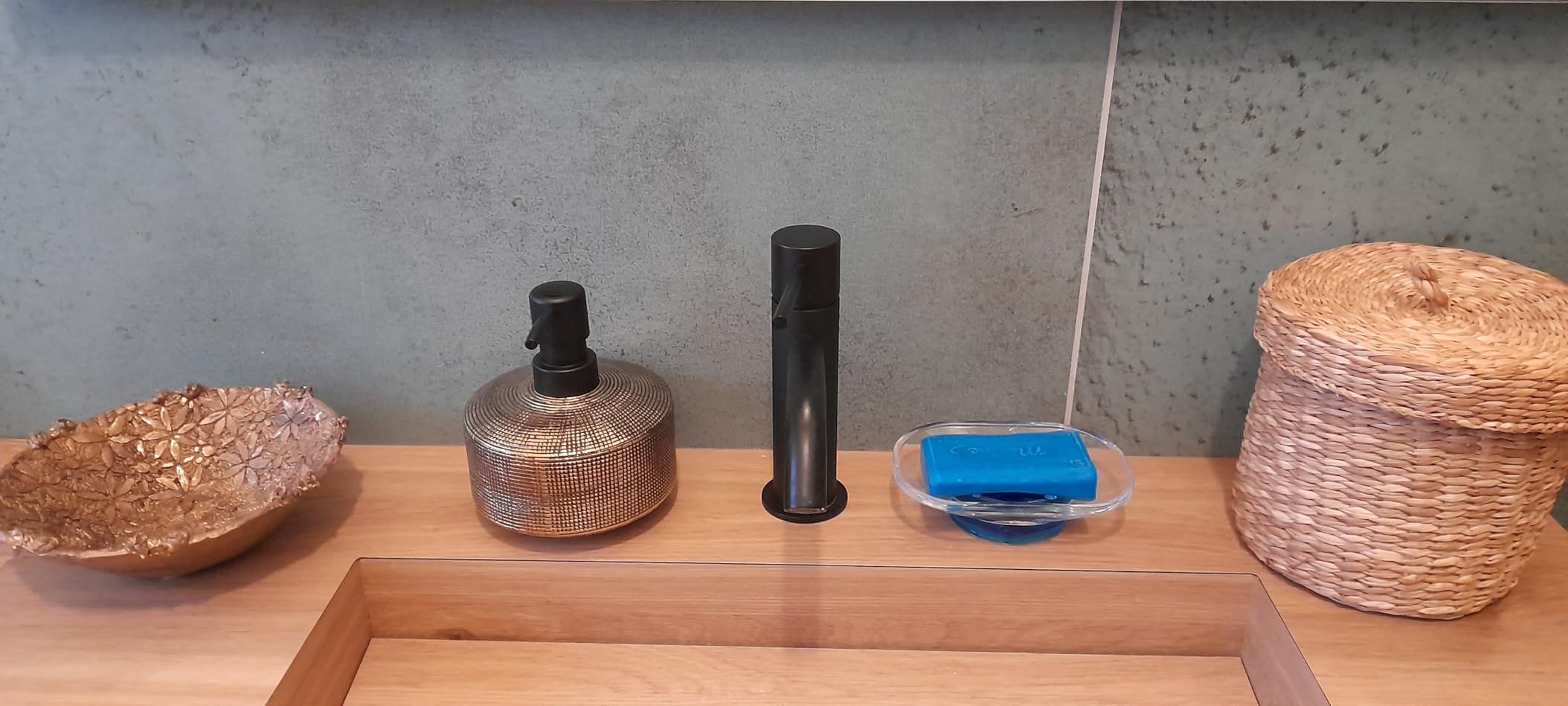 Wenko Rivara dispenser sapone ceramica oro 400 ml
