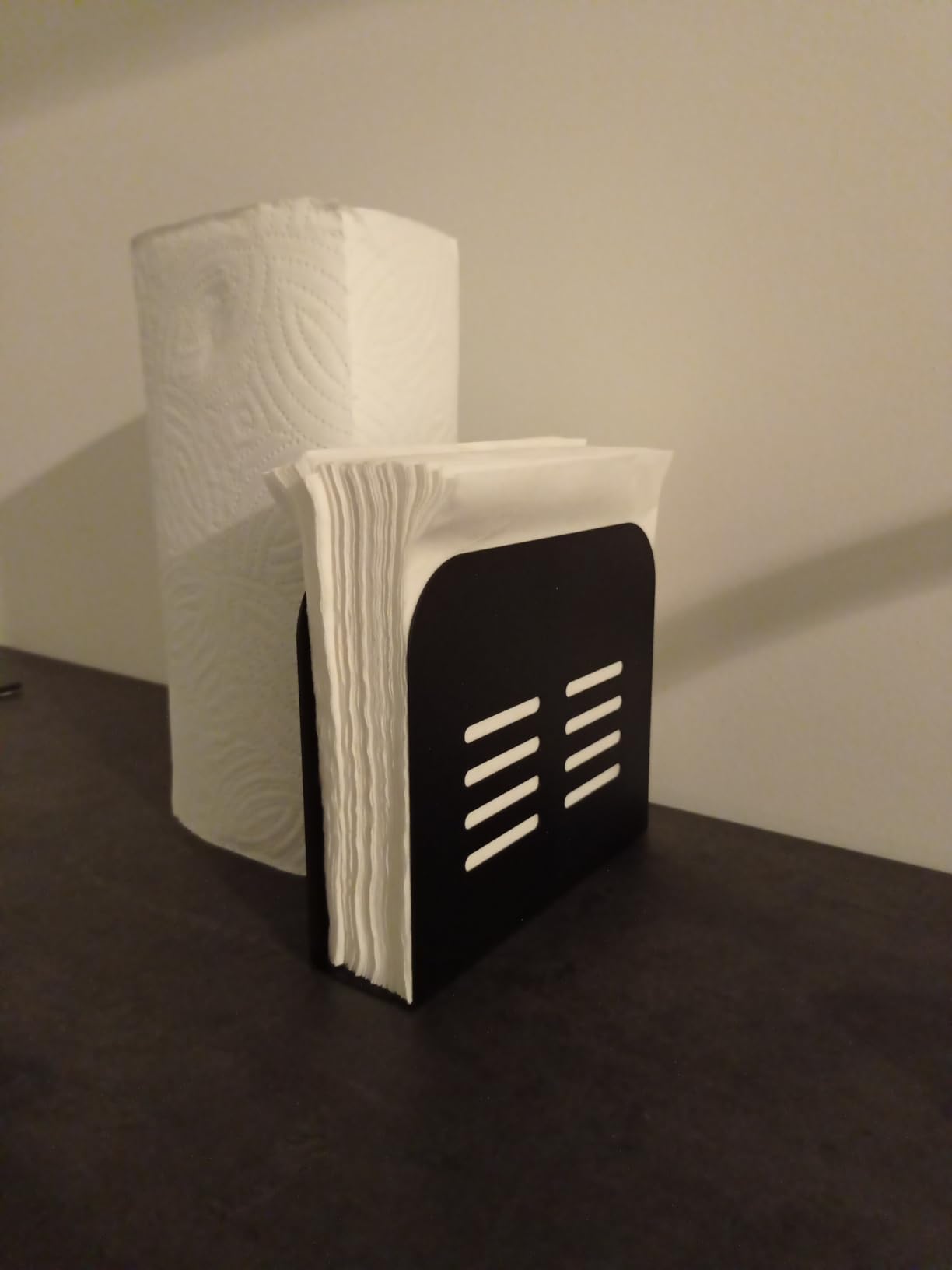 Wenko Baco Portatovaglioli 15x12,5x4 cm Nero Metallo