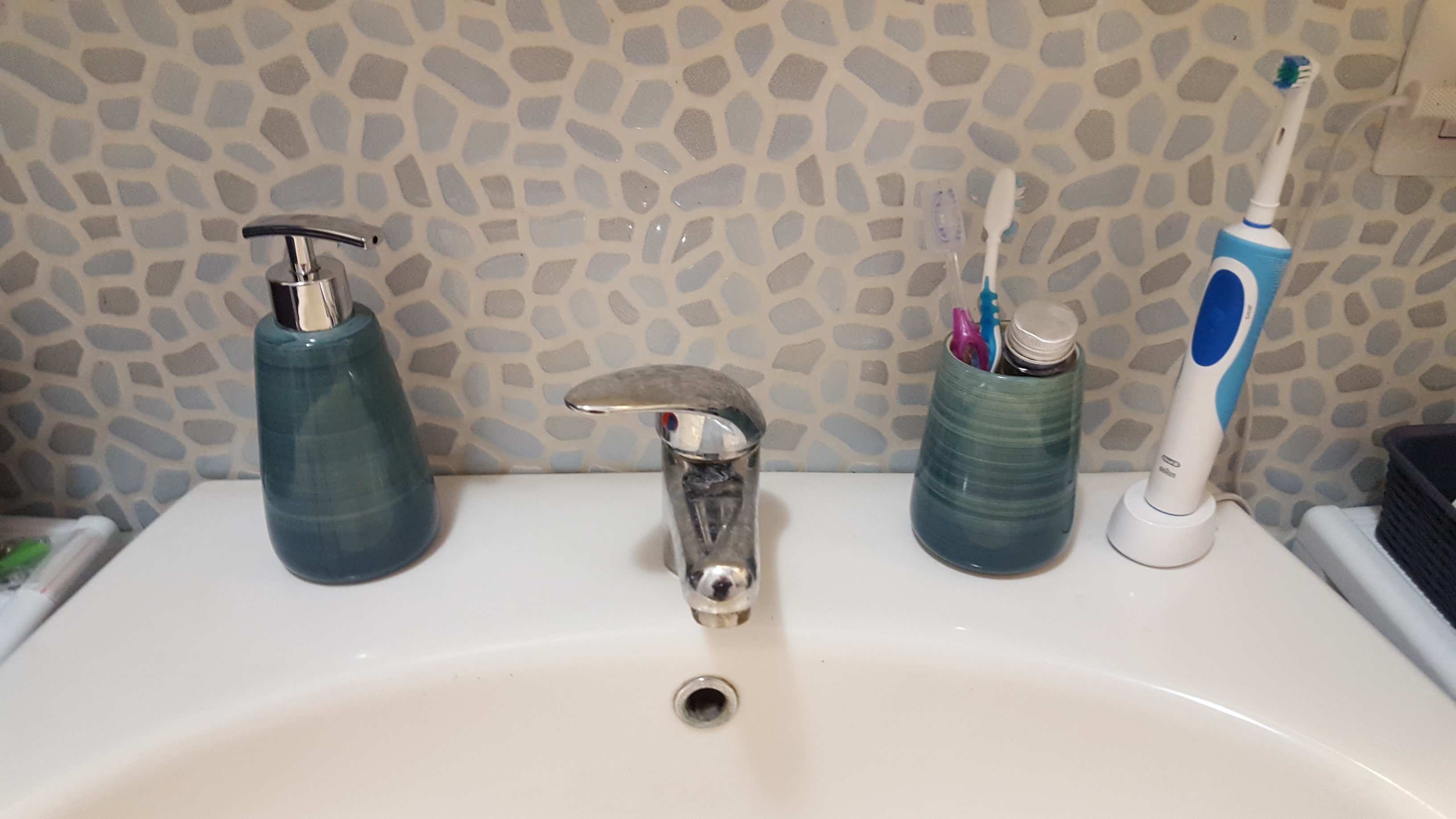 Wenko Pottery dispenser sapone ceramica petrolio 360 ml