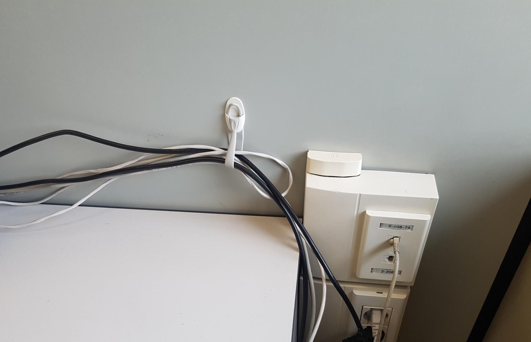 Command 17060 gancio portacavi bianco 2 pezzi senza forare