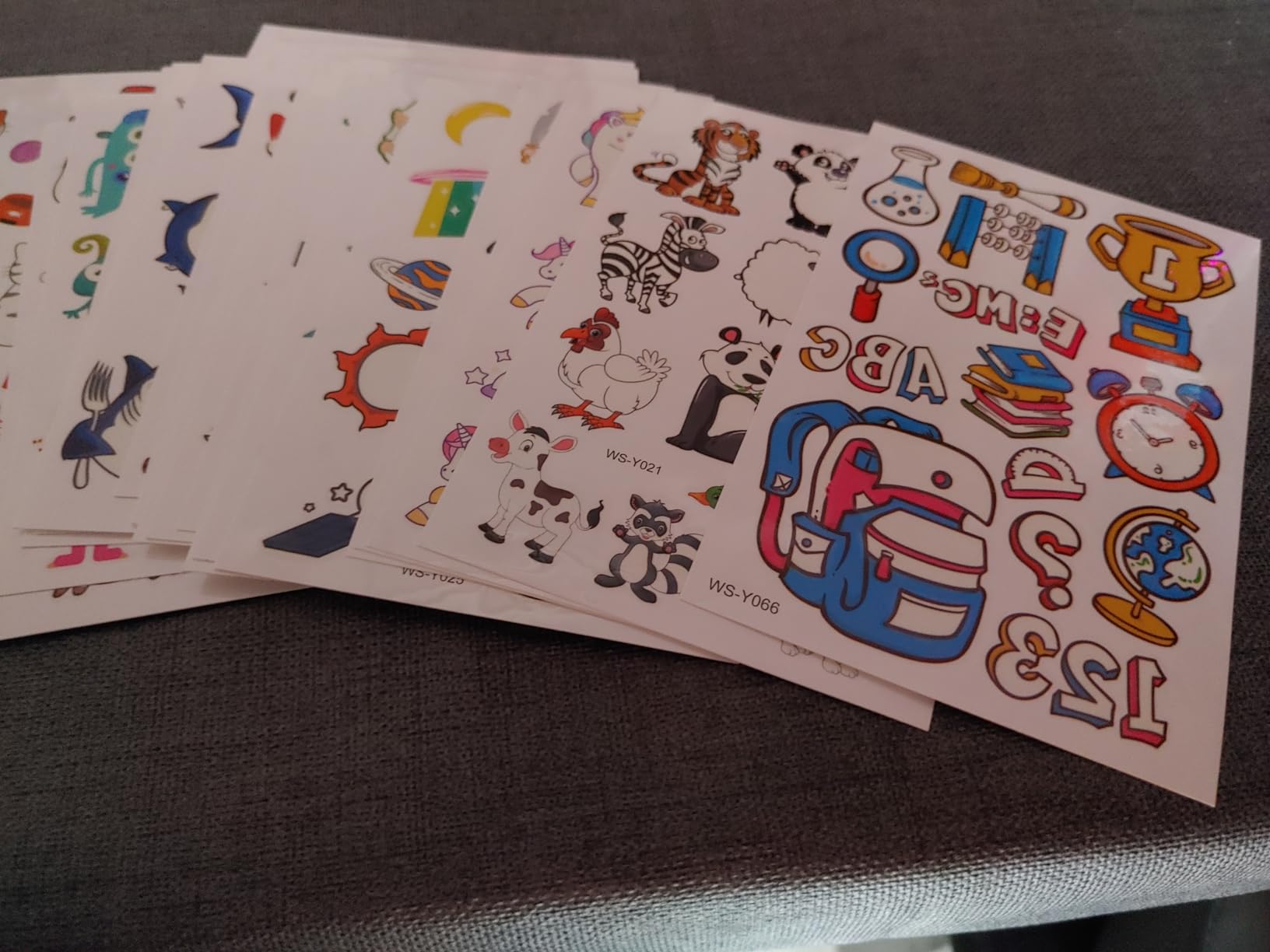 Quelcc Tatuaggi Temporanei Bambini Luminosi 30 Fogli 380 Pezzi