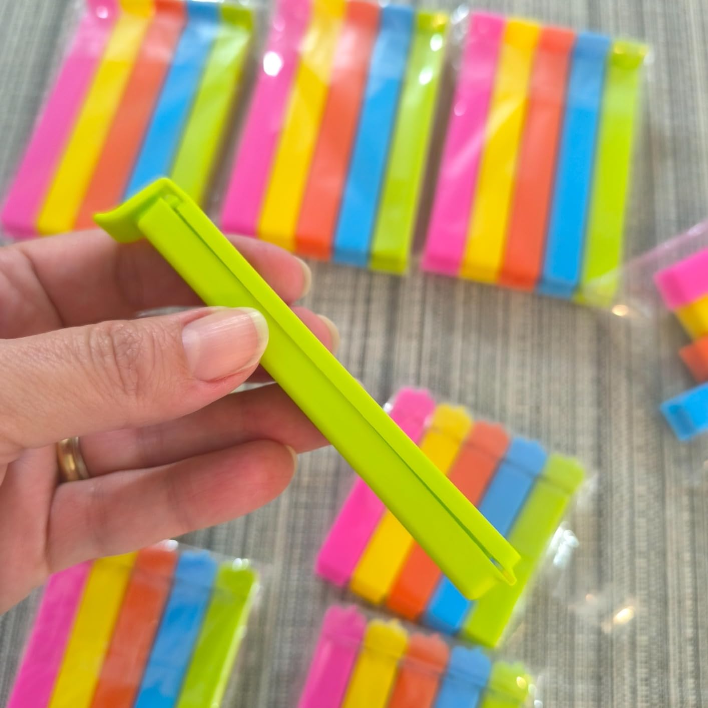 Quelcc clip chiudi sacchetti 40 pezzi 5 colori