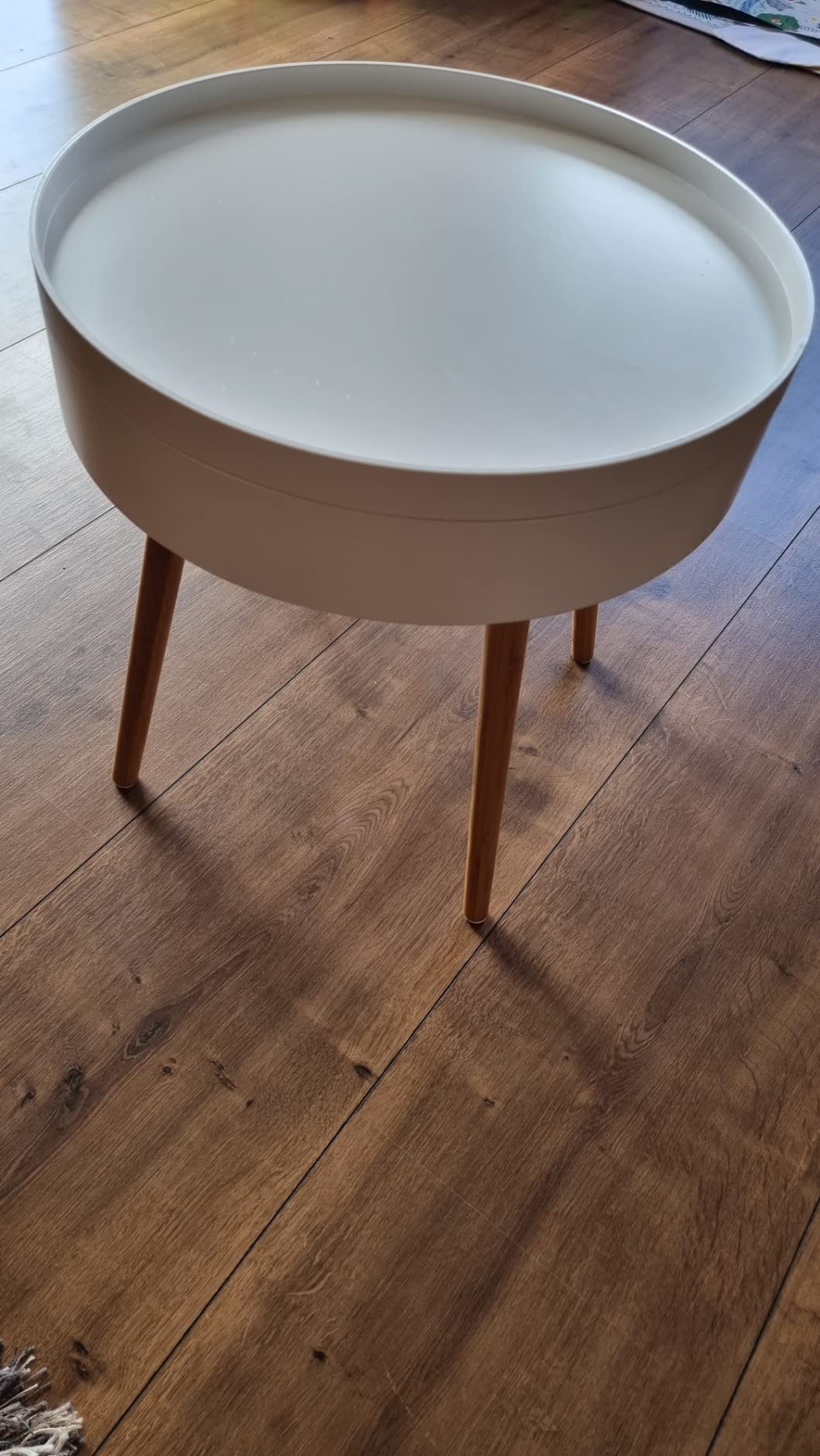 Wenko Finja tavolino rotondo bianco naturale con vassoio