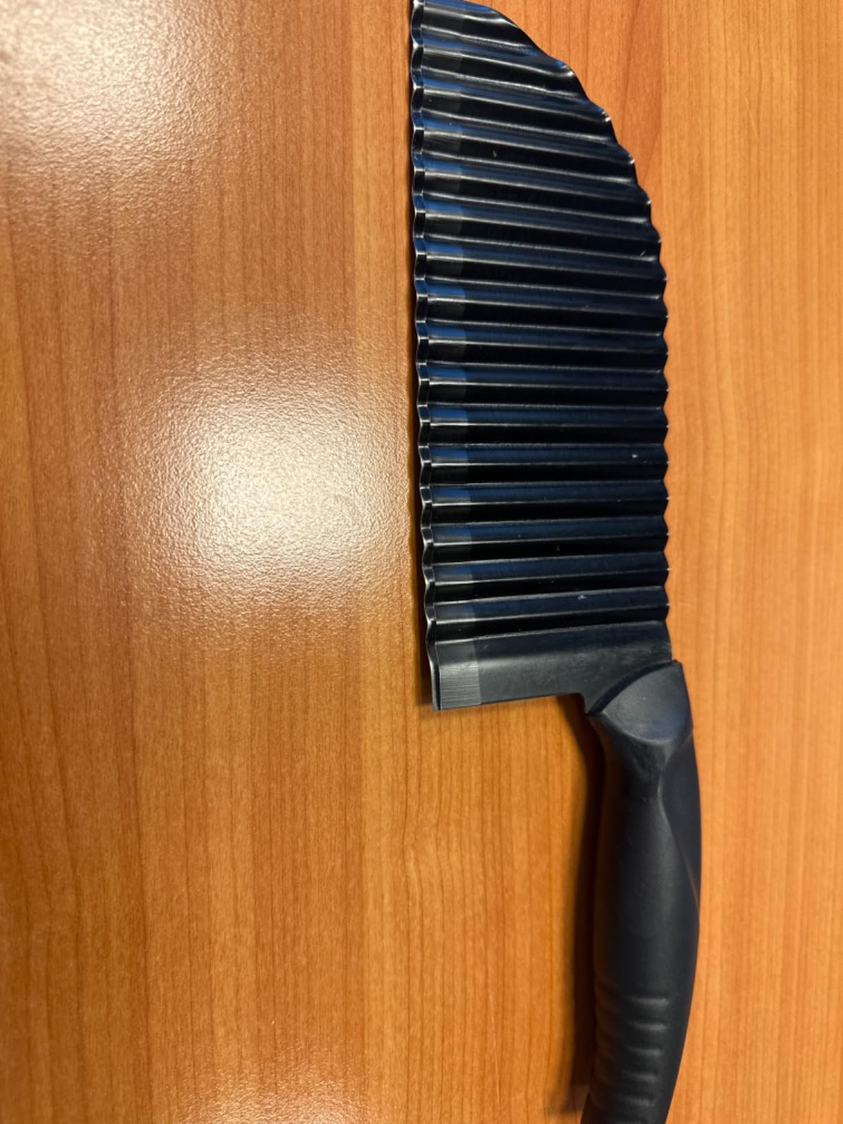 Quelcc Taglio Ondulata coltello ondulato nero 17 cm