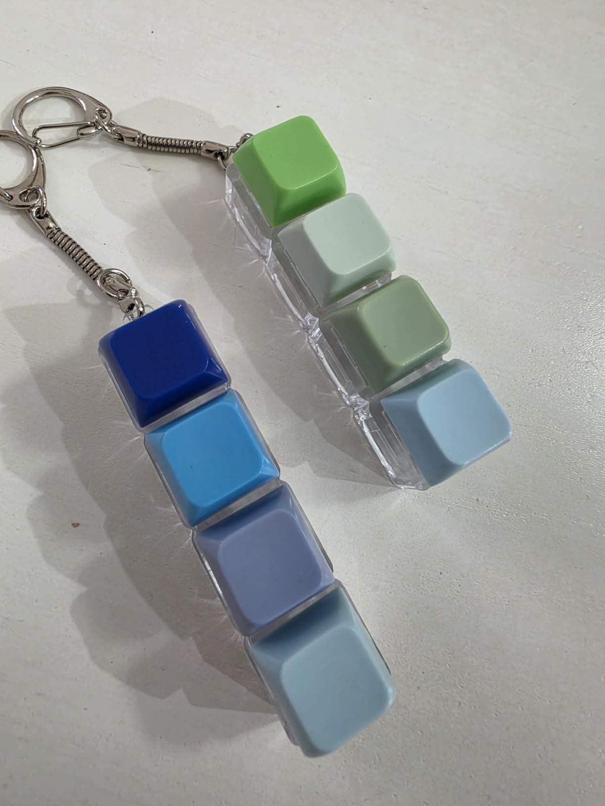Quelcc tastiera fidget portachiavi antistress 4 pezzi click