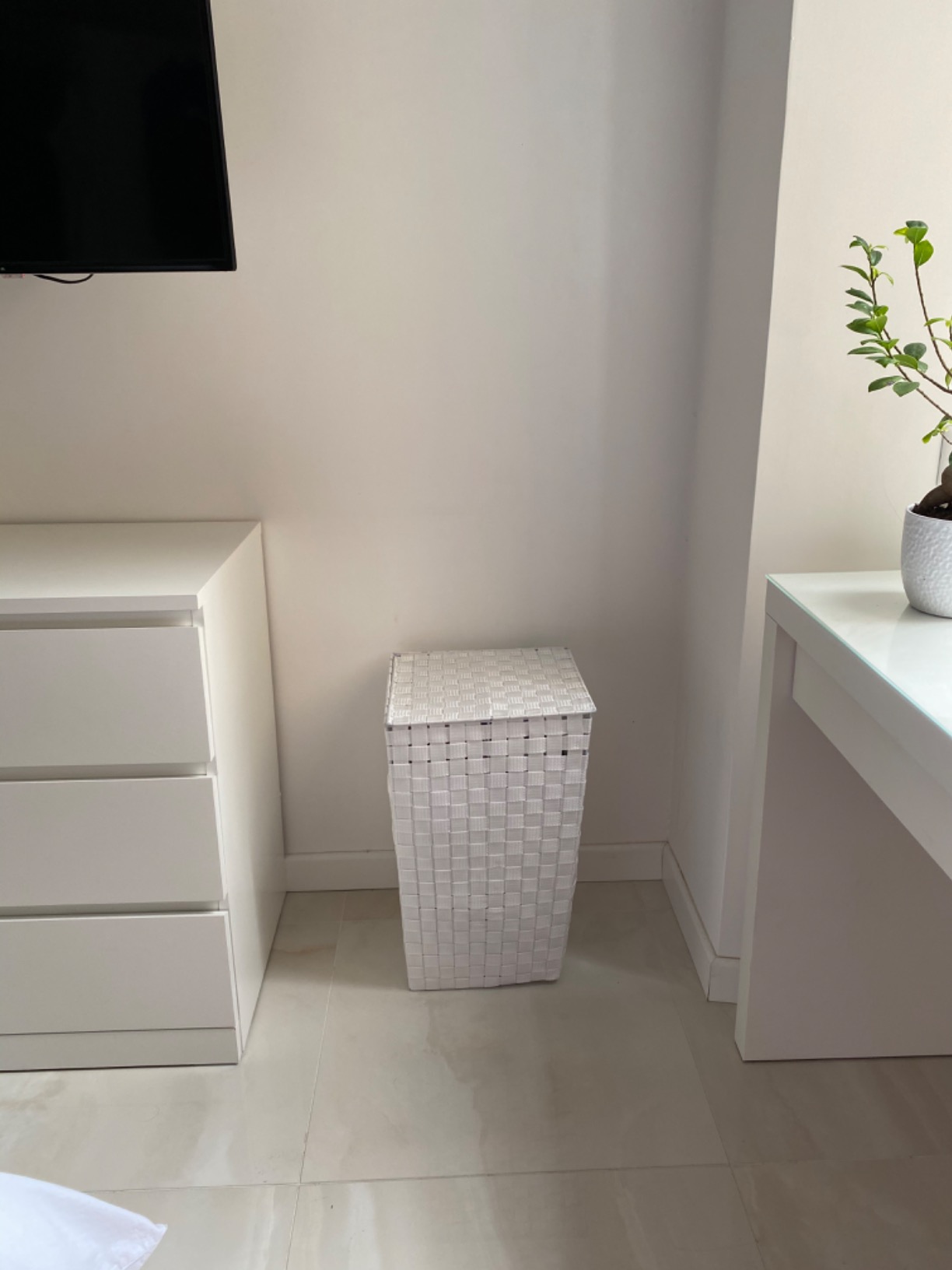 Wenko Adria Square 22277100 cesto biancheria 48L bianco con coperchio