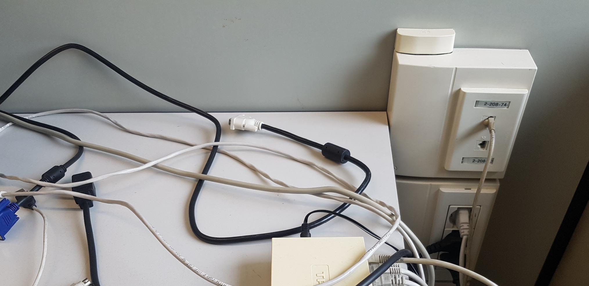 Command 17060 gancio portacavi bianco 2 pezzi senza forare