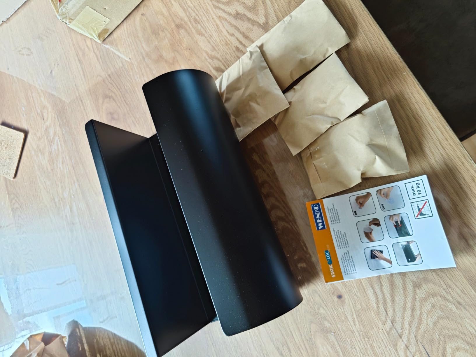 WENKO Jet portarotolo cucina nero metallo 30x15x12 cm